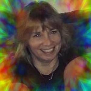 Meet your Posher, Laurie